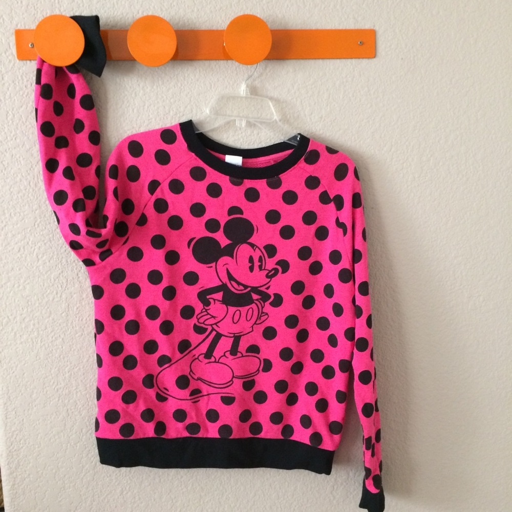 🎁 NWOT Mickey Mouse polka dot sweatshirt - Picture 3 of 5